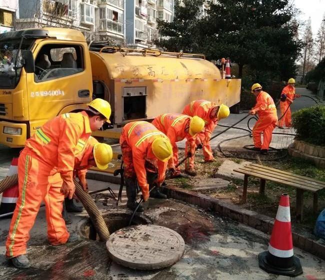 和舍镇市政管道清淤